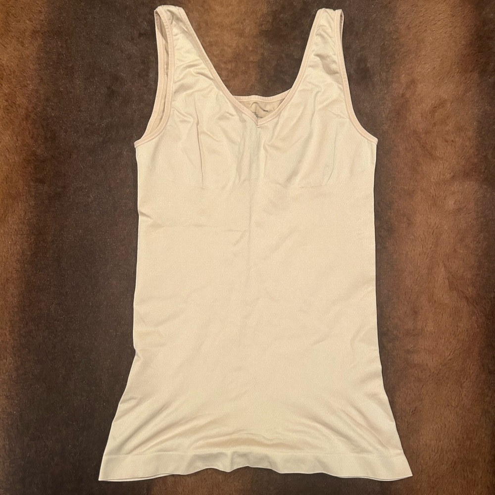 Tan tank